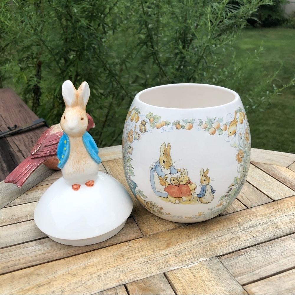 Vintage 90’s Beatrix Potter ceramic bunny and egg decoration.